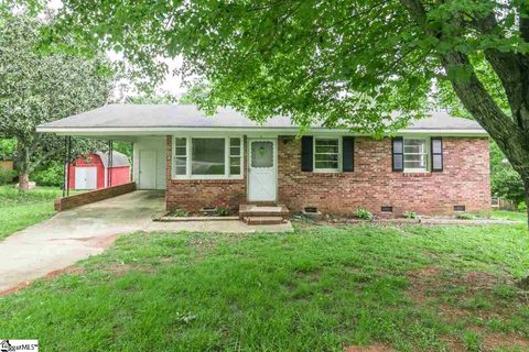 52 Carriage Drive