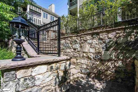 176 Ridgeland Drive Bldg 1,Unit 101, Garage A