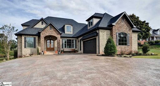 105 Ascot Drive