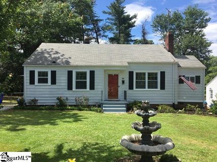 17 Waters Avenue