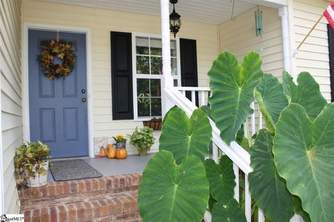 32 Wildberry Way sold home in Oakwood Place, Travelers Rest, SC