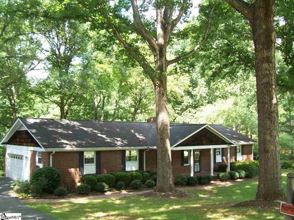 11 Groveland Drive