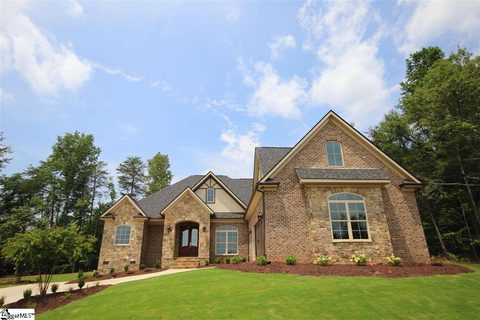 204 Bent Hook Way