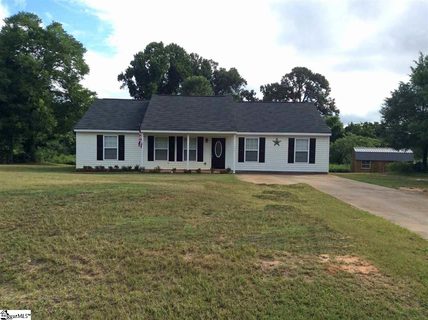 111 Laura Jane Lane sold home in Blake Heights, Gray Court, SC