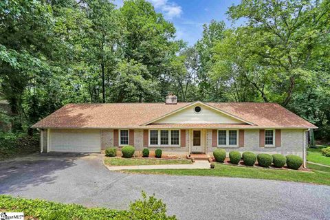 8 Hillbrook Road