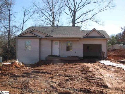 414 Mount Hood Drive