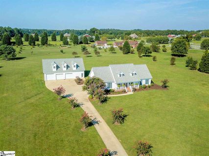 1912 Sharon Road sold home in Heatherwood, Woodruff, SC