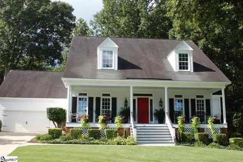 15 Dunrobin Lane