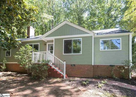 106 Brookside Circle
