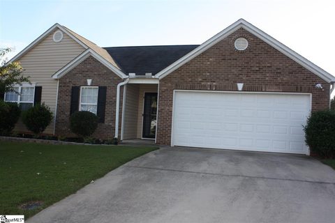 4 Parkgate Court sold home in Autumn Woods, Simpsonville, SC
