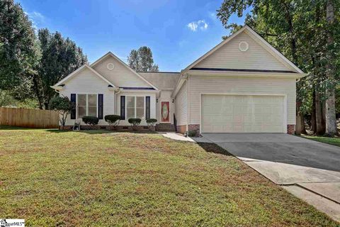 201 Hatteras Lane