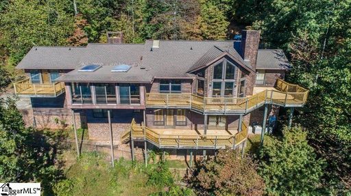 875 Altamont Road