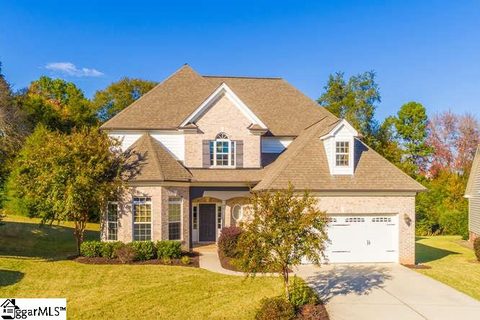 221 Bergen Lane sold home in The Overlook At Bells Creek, Simpsonville, SC