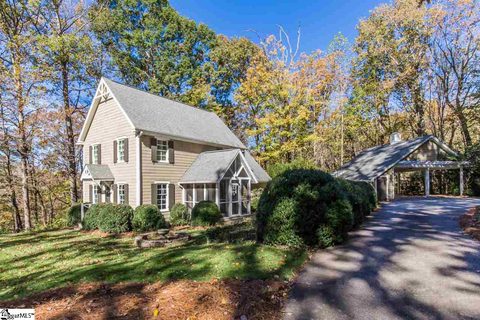 6 Glen Oaks Drive