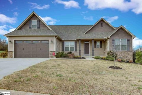 27 Crossland Way