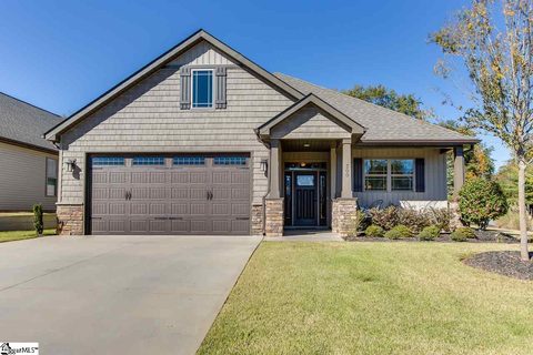 300 Owasso Drive sold home in Waterstone Cottages, Greenville, SC