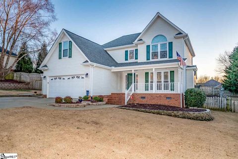 409 Two Gait Lane