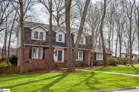 212 Cannon Circle
