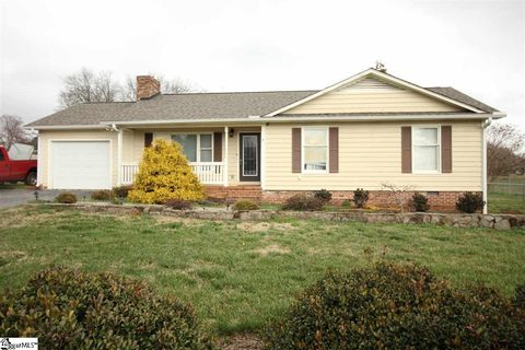 104 Nether Lane