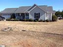 117 Essex Drive sold home in Clinton, SC