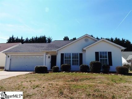 415 Longspur Court