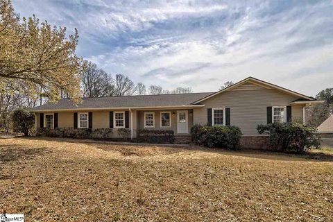 104 Sunset Court