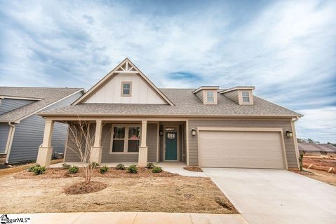 103 Ravencrest Court
