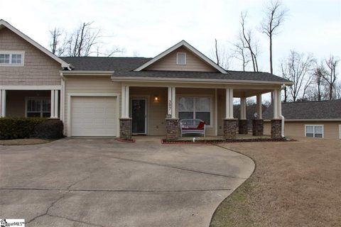 307 Shallow Drive