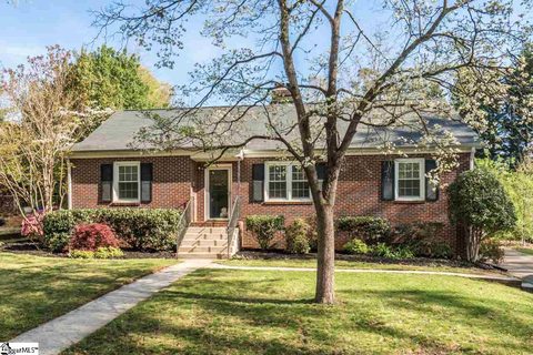 105 Northwood Avenue