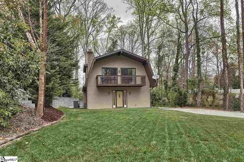 107 Forestdale Drive