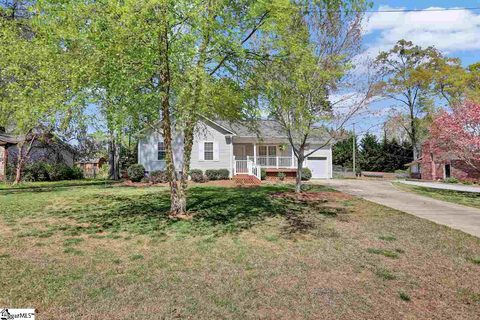 Homes in Forest Park, Simpsonville