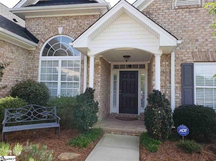 2 Cedarcrest Court