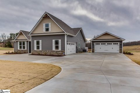109 Jones Kelley Road sold home in Kelley Farms, Travelers Rest, SC
