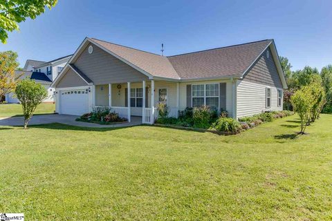 19 Long Pond Court