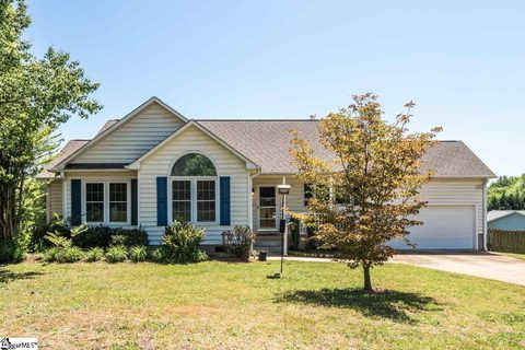 112 Berrys Pond Drive sold home in Berry'S Pond, Duncan, SC