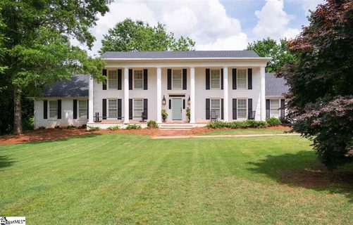 106 W Round Hill Road