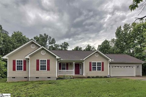 209 W Magill Court sold home in Cameron Woods, Greer, SC