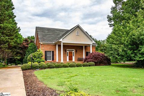 3 Clevington Court