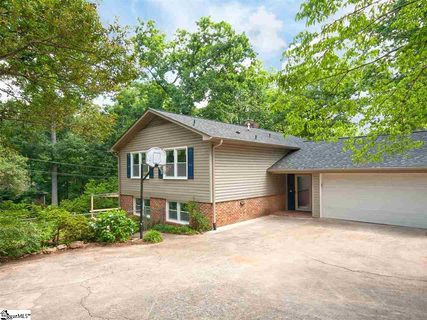 3 E Woodburn Drive