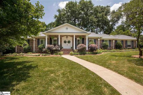 2 Freeport Drive