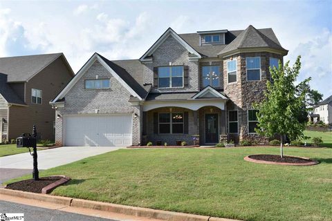 105 Jones Creek Circle