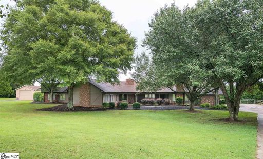 105 High Plains Road sold home in Bruce Farm, Simpsonville, SC