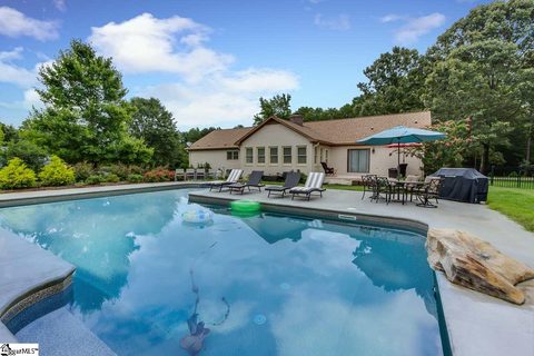 101 Spring Meadow Drive sold home in Oak Meadows, Simpsonville, SC