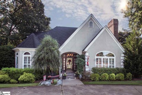 300 Chenoweth Drive