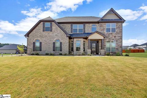 214 E Longfield Lane