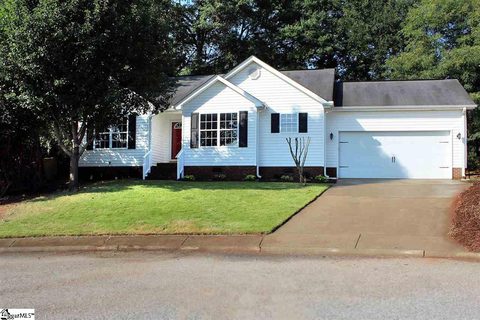 5 Wood Spring Court