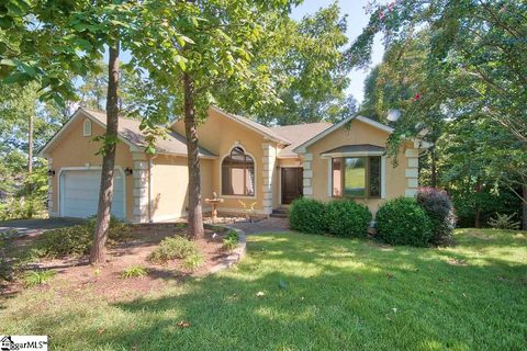 320 S Lakeview Drive sold home in Berry Shoals, Duncan, SC