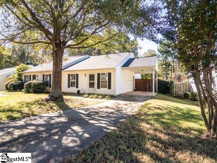 20 Sweetbriar Lane