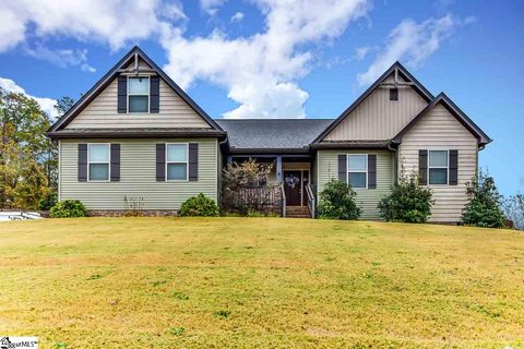 121 Watercourse Way