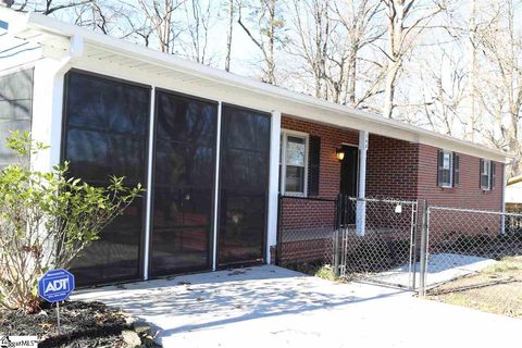 148 Woodridge Circle sold home in Windsor Park, Greenville, SC